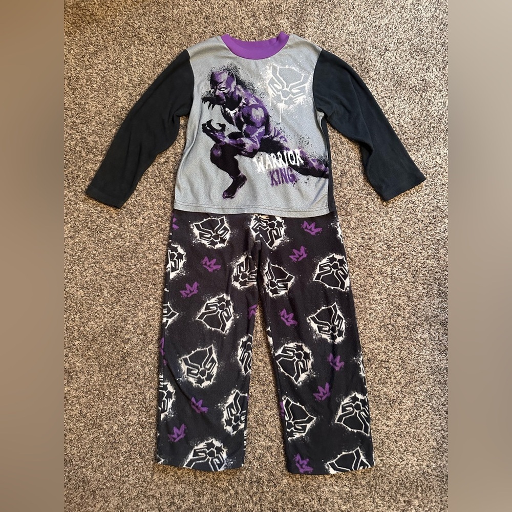 Size 8 -Black Panther Pajama Set